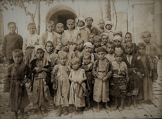 Armeniska barn